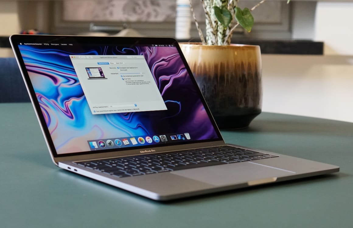 where-to-buy-a-refurbished-macbook-or-mac-complete-guide