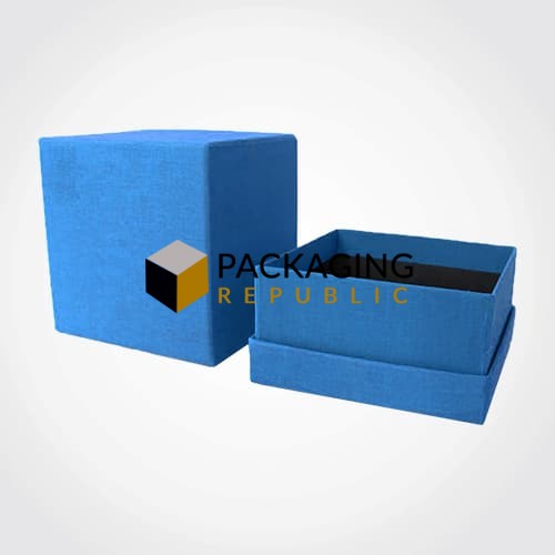 Rigid Box Packaging for Small Metal Hangings and Accessories