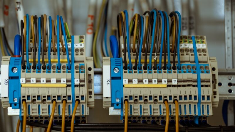 The Pros and Cons of Cat5e Coating