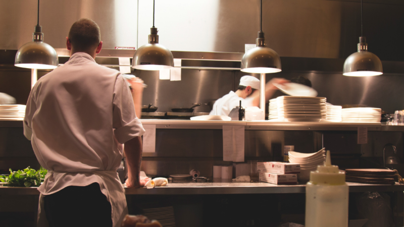 Top 6 Latest Technology Trends That Will Shape the Restaurant Industry in 2021