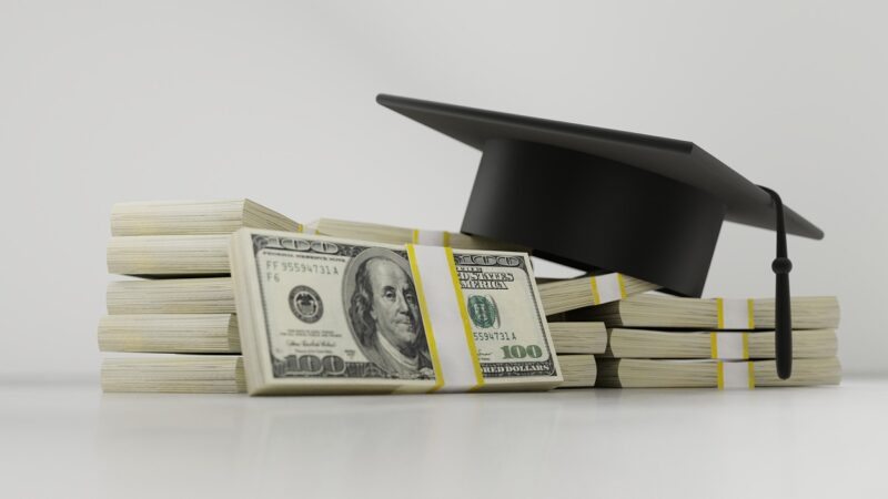 11 Expert Student Loan Tips for New Grads
