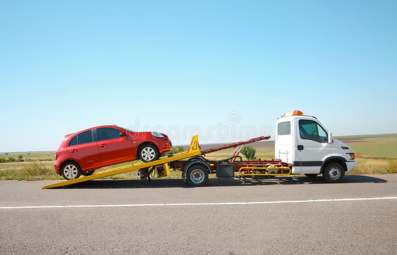 Towing Guide: Flat Towing Vs. Trailering Pros & Cons