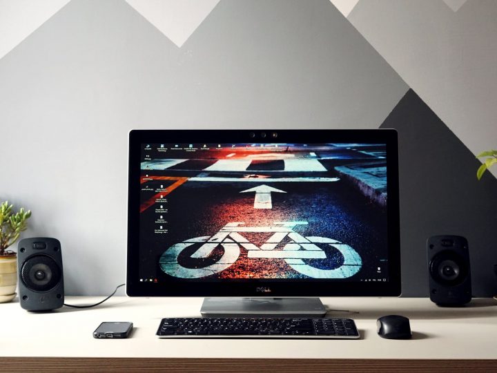 How to make most of an ultrawide monitor