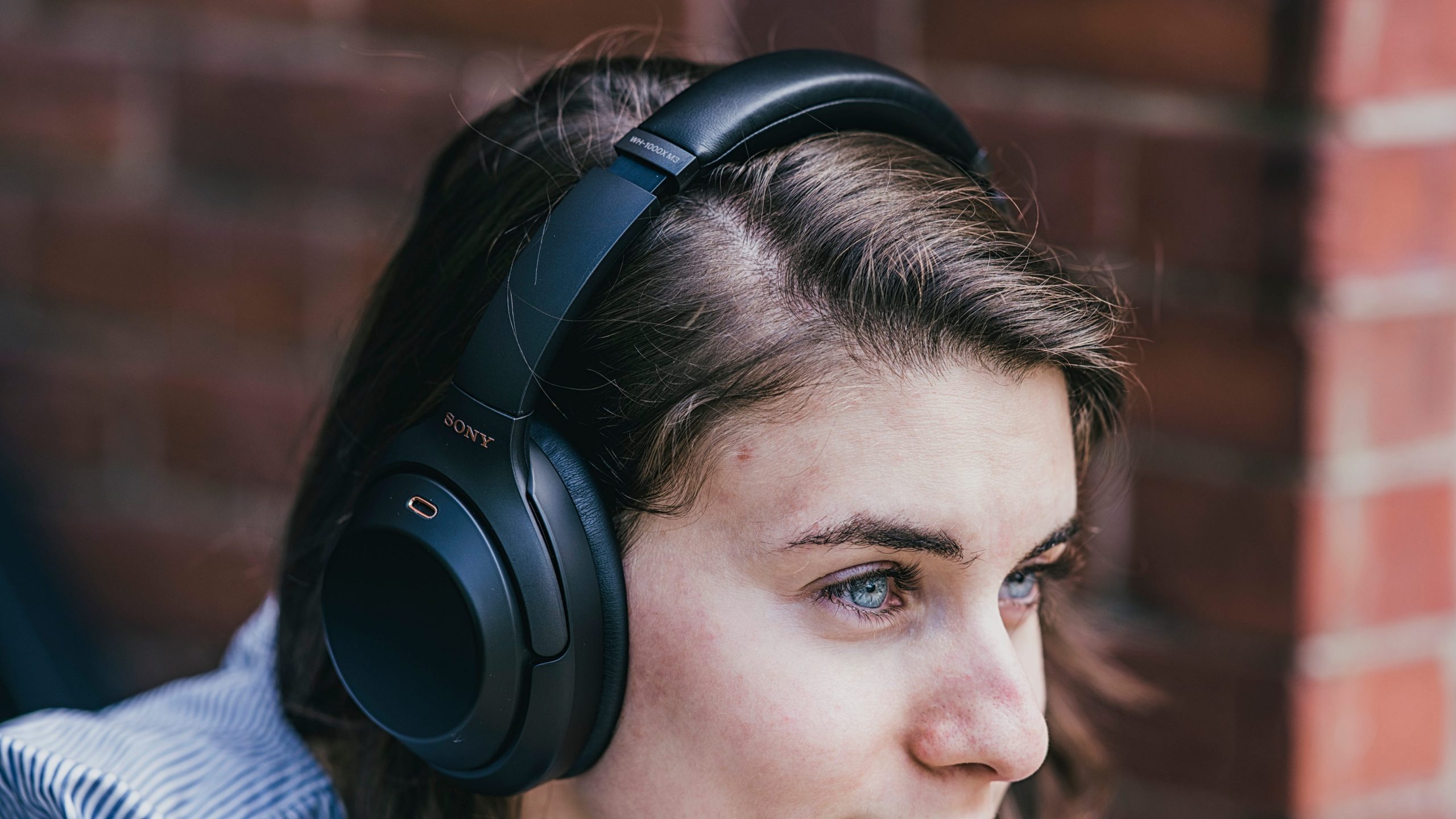 Do Noise-Cancelling Headphones Hurt Your Ears?