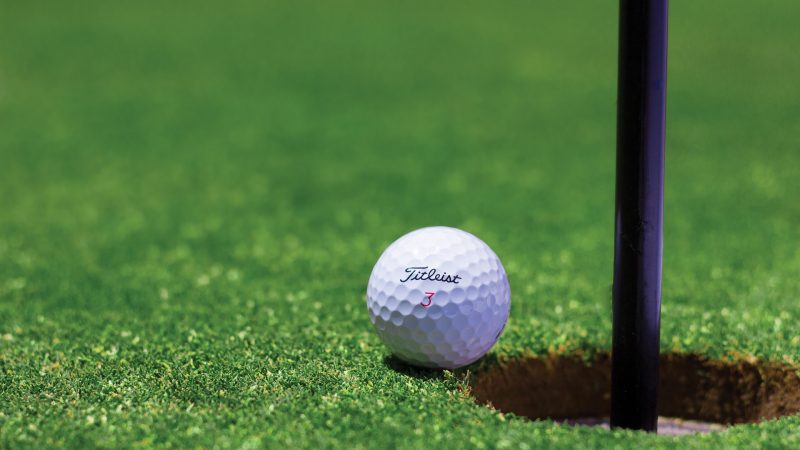 4 Factors That Make A Golf Simulator More Luxury