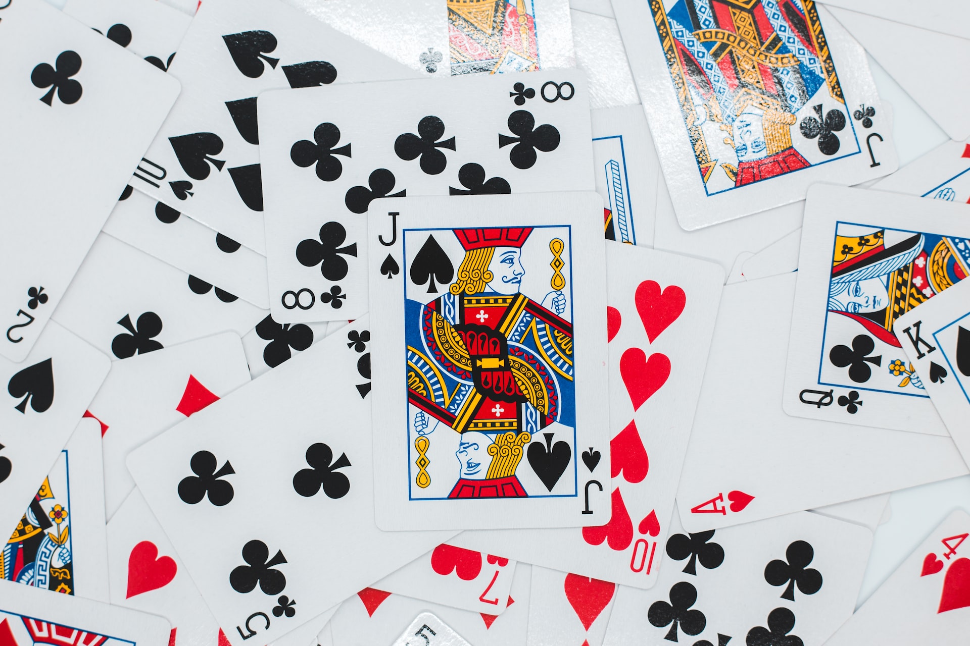 5 Simple Hacks to Win in Indian Rummy