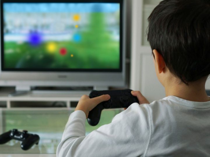 3 Tips to Safely Make Money Selling Video Game Items Online