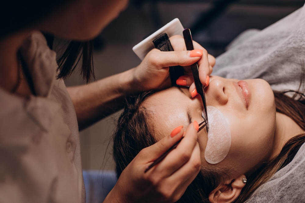Master the Lash Game