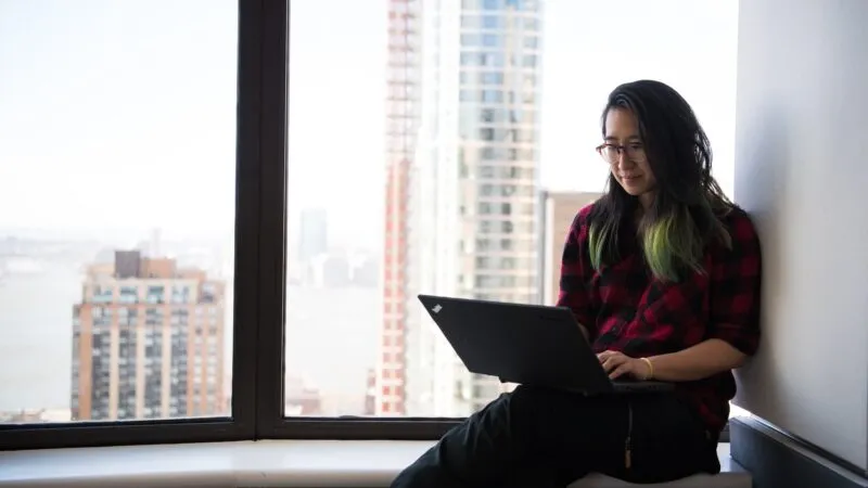 How To Start Earning On The Internet – The Easy Ways