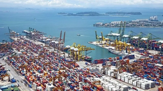 Here is how Sea Ports in the world are adapting to digitization