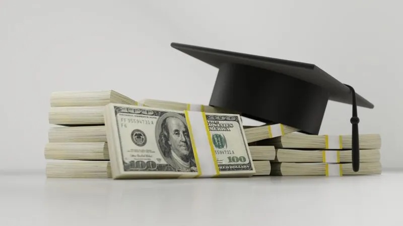 11 Expert Student Loan Tips for New Grads