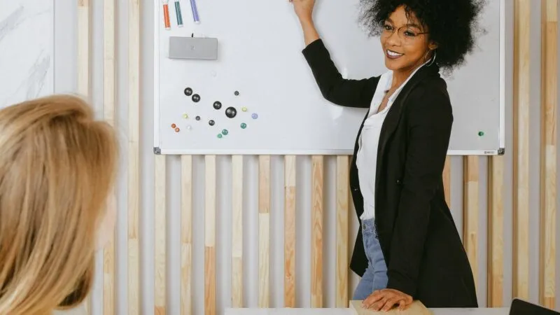 20 Growth Hacking Techniques to Reach Out Your Business Milestones