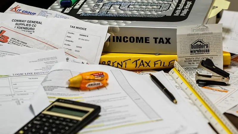What Does a Tax Accountant Do?