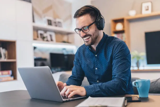 How to choose the best Headphone for big heads Buying Guide