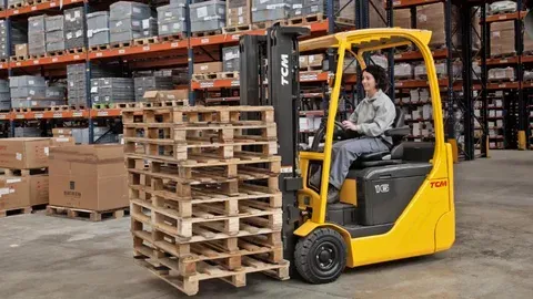 How Can You Keep Your Forklift Driver Safe?